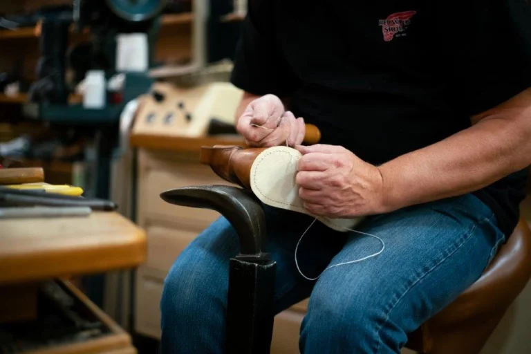 Reparatie Red Wing schoen origineel - Ambachtelijke schoenmakerij Van Tuijn